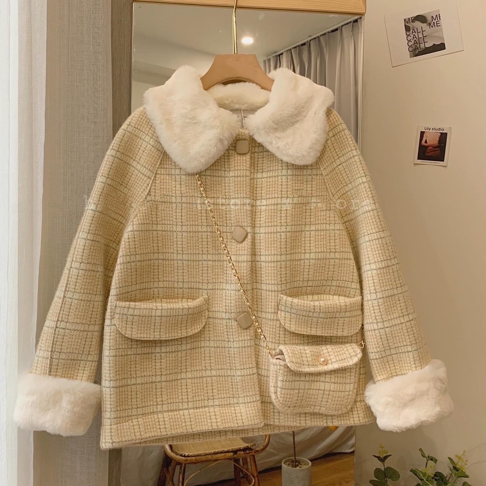 ❌SOLD❌Yellow Coat - Picture 2 of 2